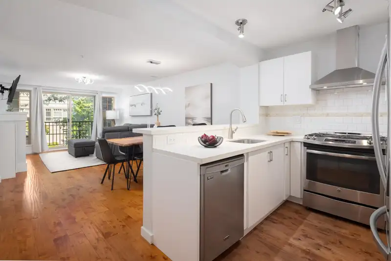 301 2958 SILVER SPRINGS BOULEVARD - photo 1 of 37