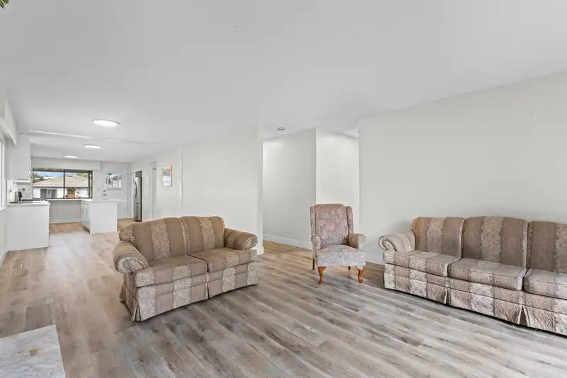 2417 ADANAC STREET - photo 4 of 30