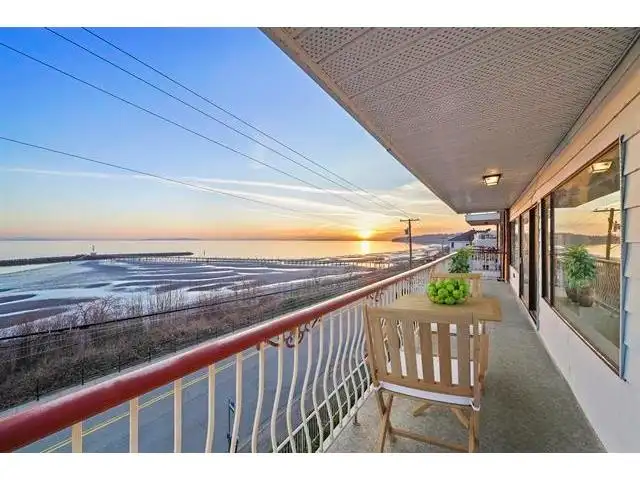 202 15147 MARINE DRIVE - photo 1 of 37