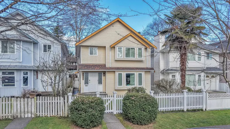 3539 NAPIER STREET - photo 1 of 25