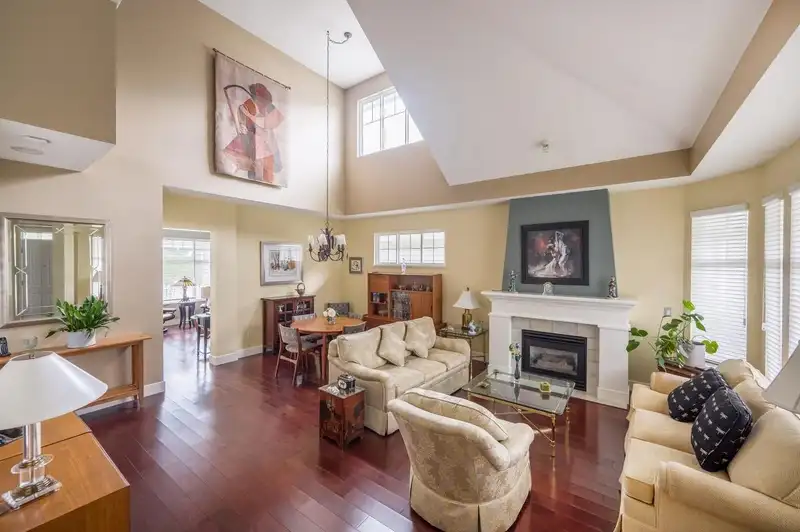 14 5900 FERRY ROAD - photo 2 of 33