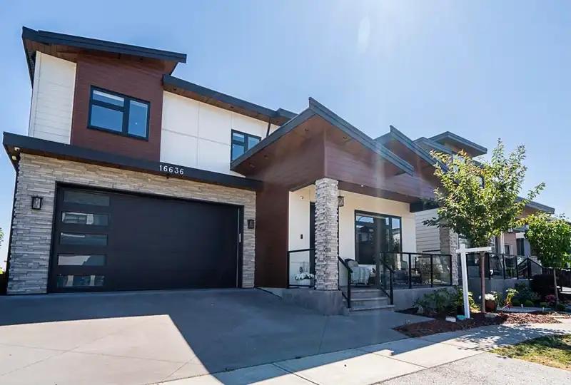 16636 18B AVENUE - photo 1 of 37