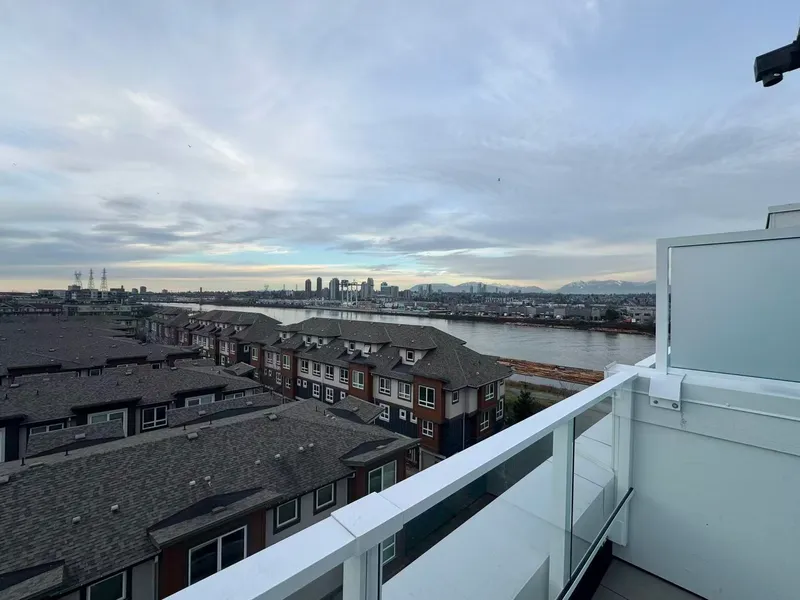 69 10333 RIVER DRIVE - photo 1 of 10