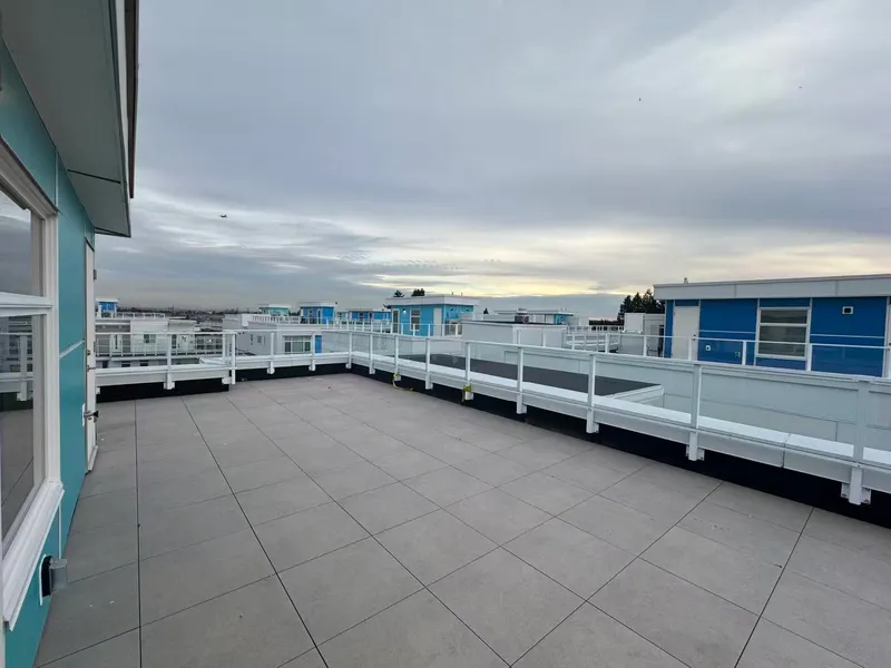 69 10333 RIVER DRIVE - photo 2 of 10