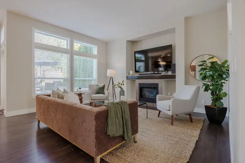 3405 GISLASON AVENUE - photo 4 of 40