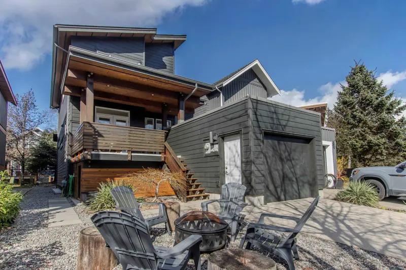 41 40137 GOVERNMENT ROAD - photo 1 of 25