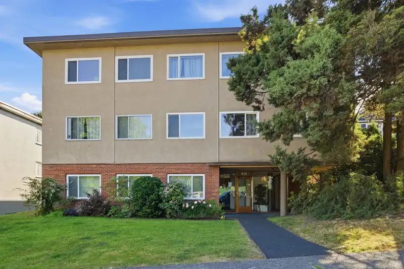 9 48 LEOPOLD PLACE - photo 1 of 24