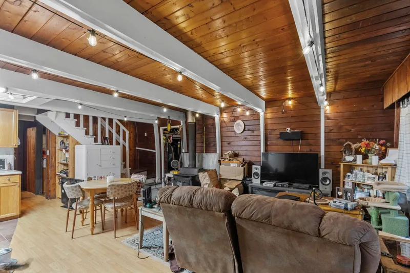 14157 SYLVESTER ROAD - photo 4 of 25