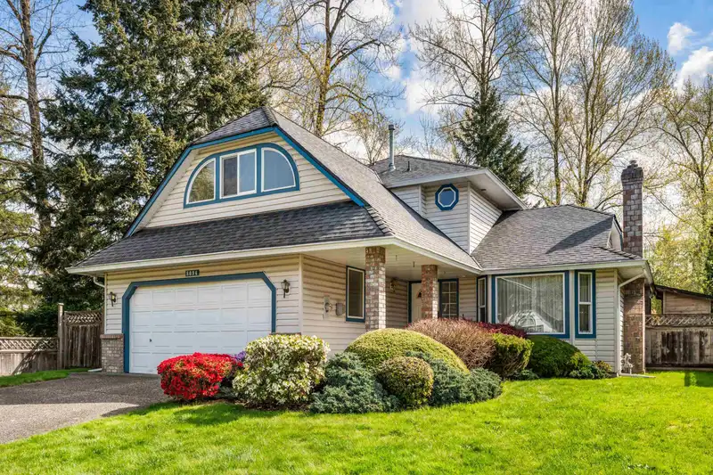 8094 164A STREET - photo 1 of 36