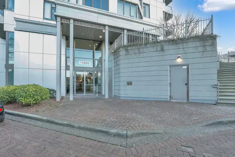 1604 13880 101 AVENUE - photo 2 of 30