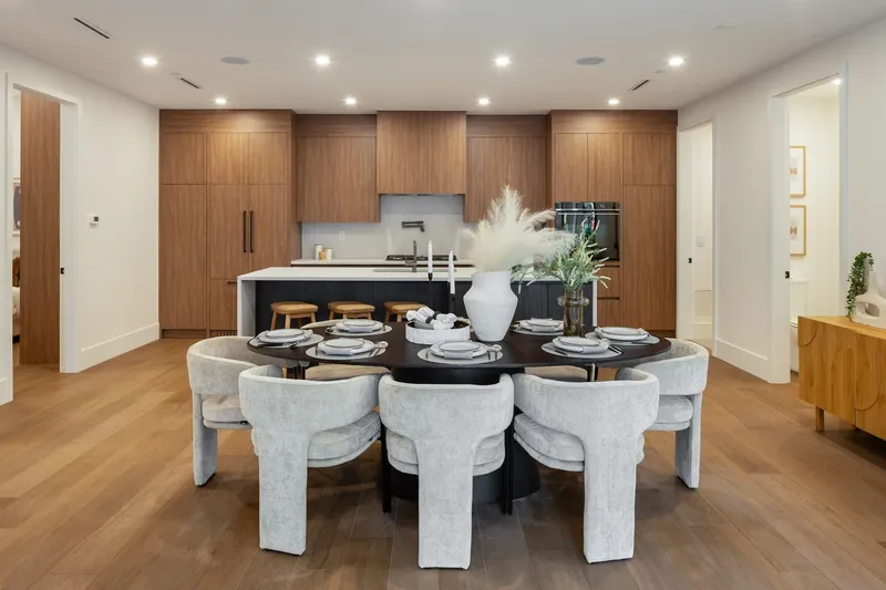 4 950 W 57TH AVENUE - photo 4 of 20