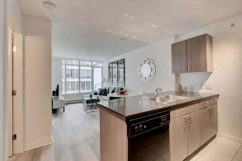 2906 610 GRANVILLE STREET STREET - photo 1 of 23