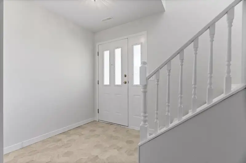 45322 BALMORAL AVENUE - photo 4 of 39