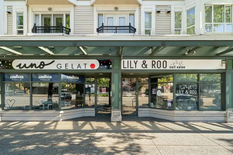 249 2565 W BROADWAY - photo 1 of 20