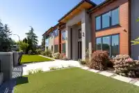3291 ULLSMORE AVENUE - thumbnail 3
