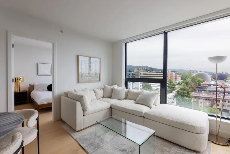 901 135 E 13 STREET - photo 2 of 23