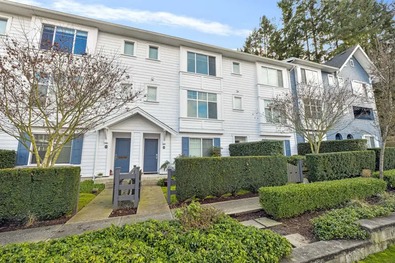 20 15268 28 AVENUE - photo 2 of 25