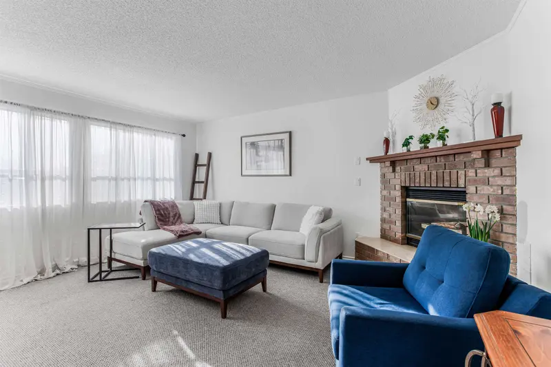 15 11125 232ND STREET - photo 2 of 25