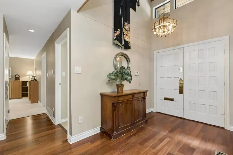 396 MATHERS AVENUE - photo 2 of 40