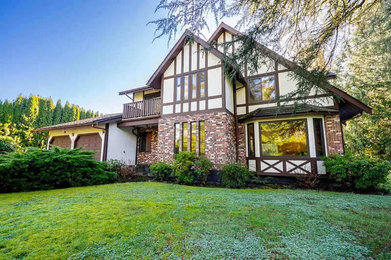 22872 78 AVENUE - photo 1 of 25