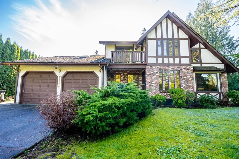 22872 78 AVENUE - photo 2 of 25