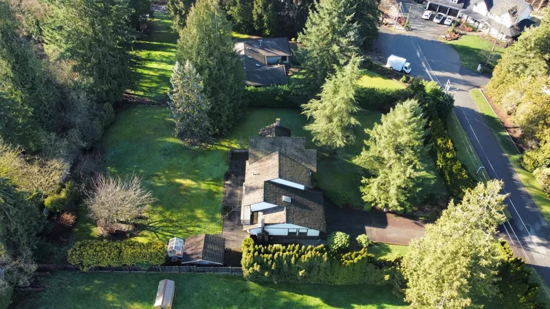 22872 78 AVENUE - photo 3 of 25