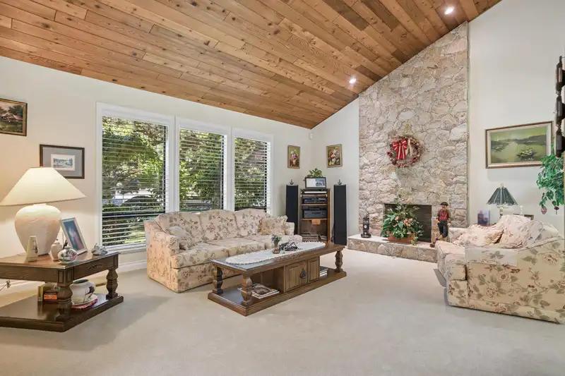 11790 RIDGECREST DRIVE - photo 2 of 31