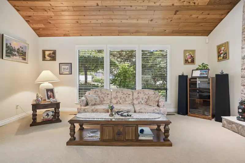 11790 RIDGECREST DRIVE - photo 4 of 31