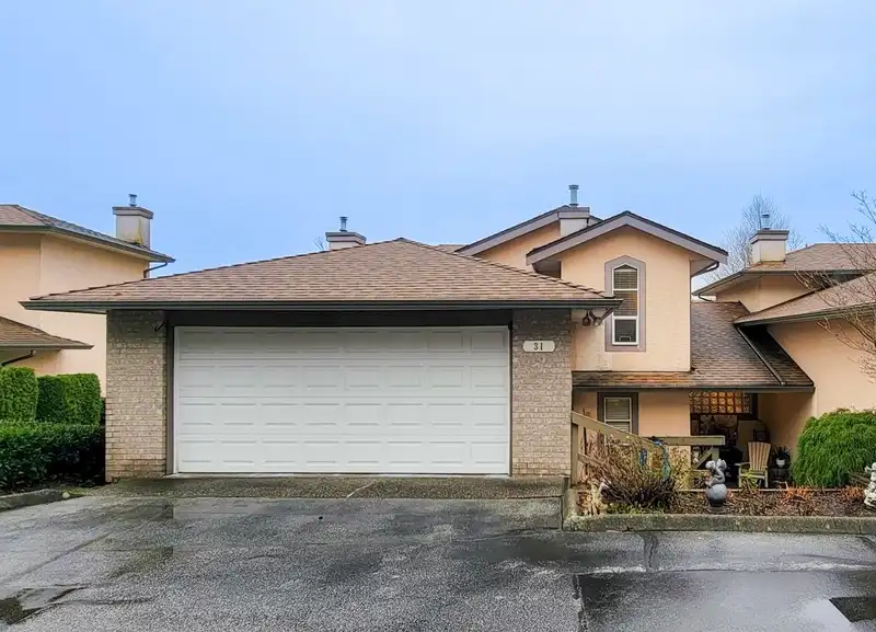 31 1238 EASTERN DRIVE - photo 1 of 32