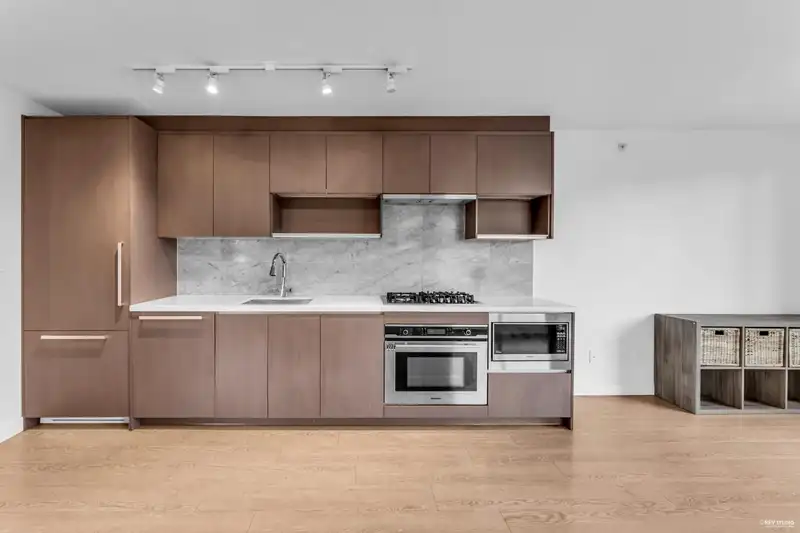 812 13750 100 AVENUE - photo 1 of 34