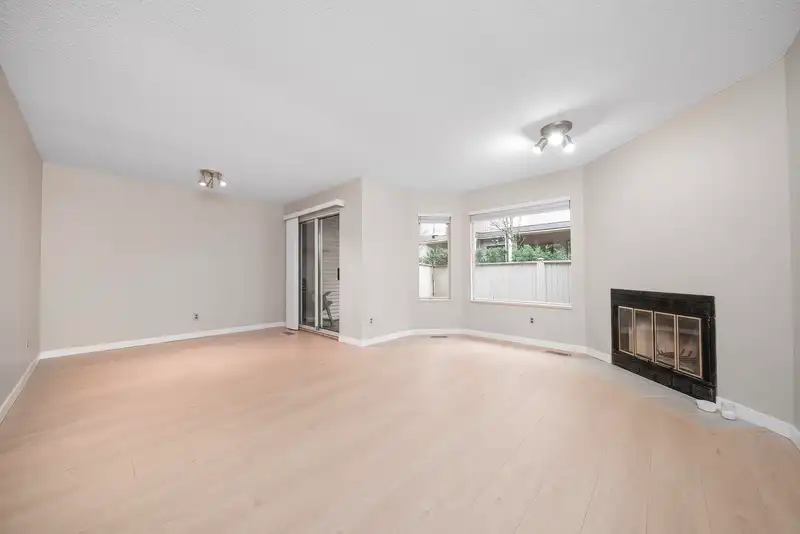 12 8691 COOK ROAD - photo 4 of 28