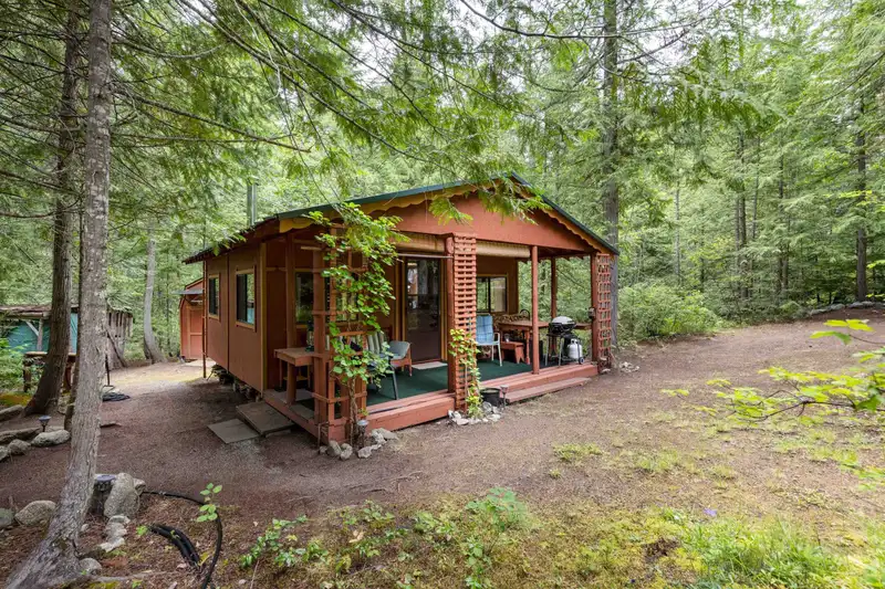 9540 PEMBERTON PORTAGE ROAD - photo 1 of 31