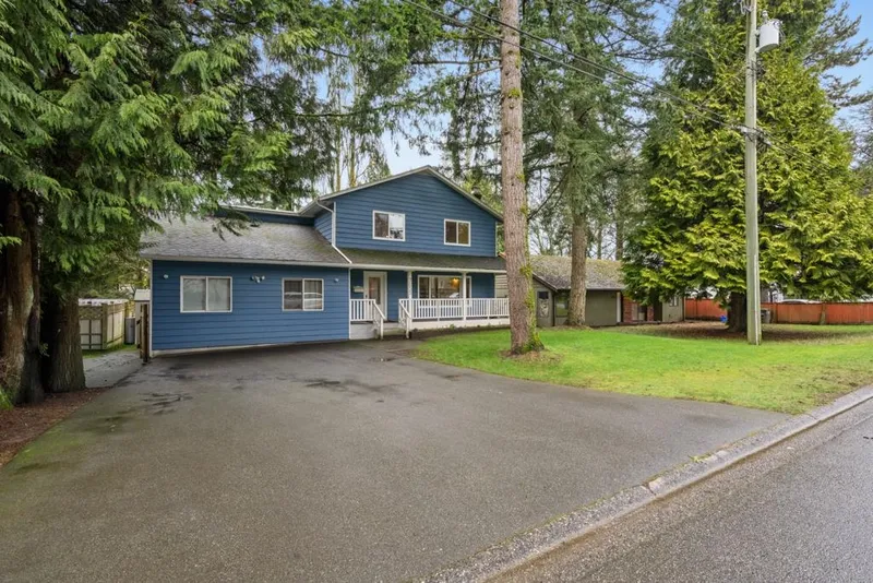 7055 140A STREET - photo 1 of 25