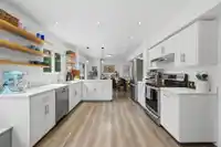 7055 140A STREET - thumbnail 13