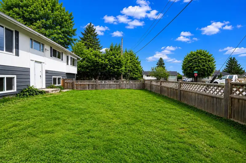 2995 268A STREET - photo 2 of 25