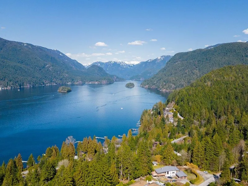 3626 MAIN AVENUE - photo 4 of 25