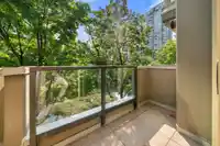 TH9 969 RICHARDS STREET - thumbnail 9