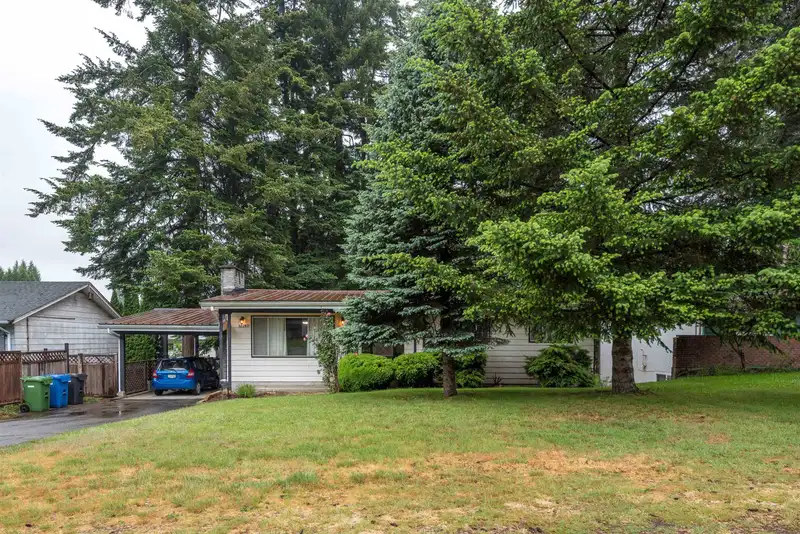 32247 GRANITE AVENUE - photo 1 of 33