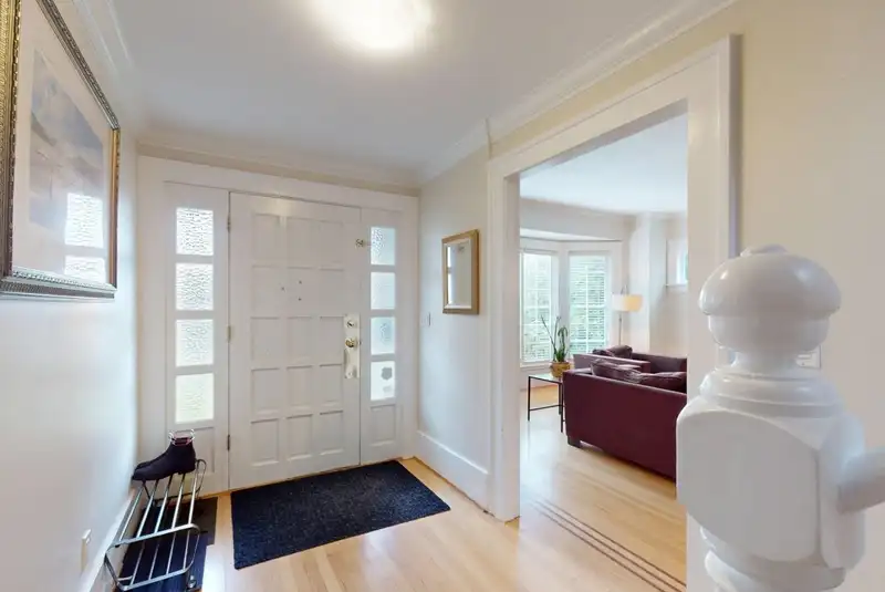 6725 CYPRESS STREET - photo 2 of 34