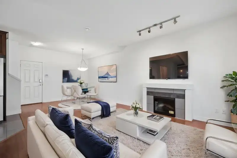15 9699 SILLS AVENUE - photo 1 of 35