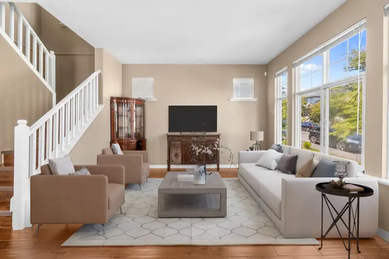 14876 57B AVENUE - photo 2 of 38
