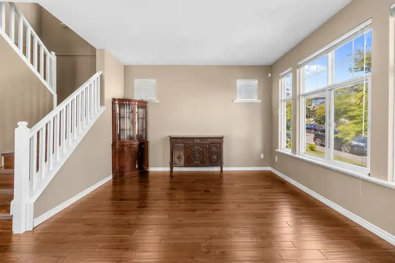 14876 57B AVENUE - photo 3 of 38