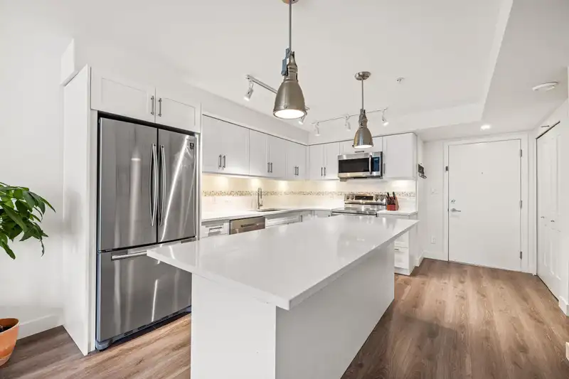 260 27358 32 AVENUE - photo 1 of 25