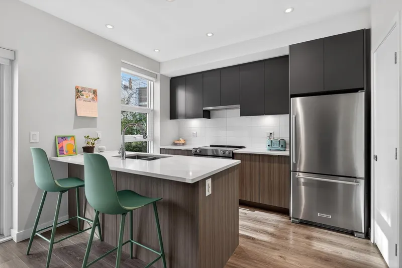 3 8693 OOLICHAN WAY - photo 4 of 25