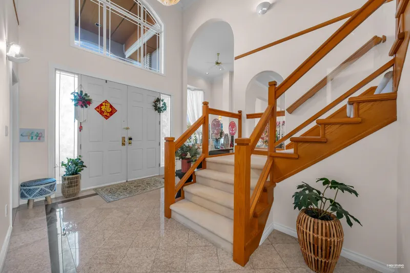 3620 RAYMOND AVENUE - photo 3 of 25