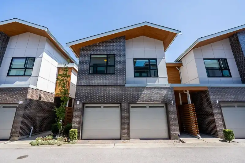 20 8288 NO.1 ROAD - photo 1 of 32
