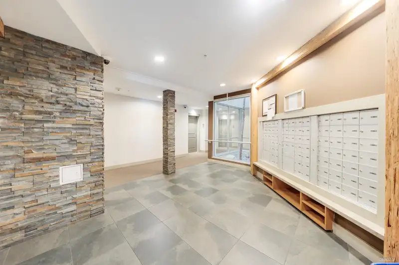 410 11950 HARRIS ROAD - photo 2 of 21