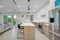 2558 WILLIAM STREET - thumbnail 4