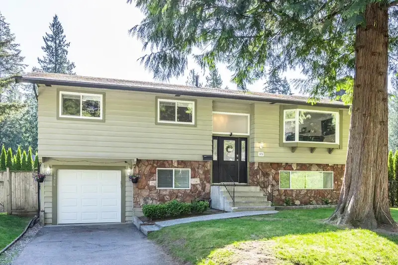 3874 200A STREET - photo 1 of 40