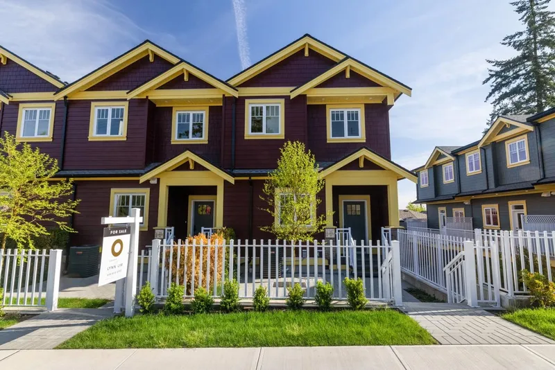 104 235 LEBLEU STREET - photo 2 of 25